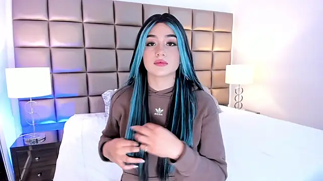 AnnyHizzle online show from February 17, 2025, 9:30 pm