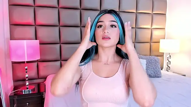 AnnyHizzle online show from February 18, 2025, 9:20 pm