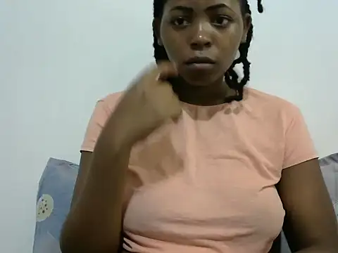 nelly shyn online show from December 4, 2025, 9:01 pm