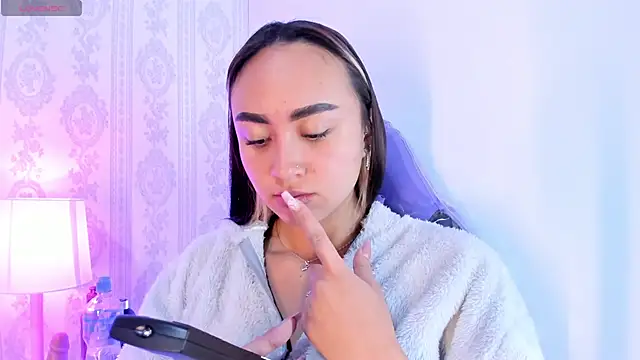 liaa 18 online show from October 22, 2025, 4:35 am