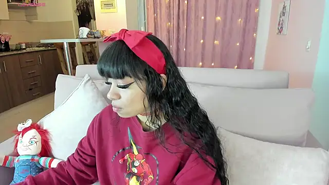 zoesullivan online show from January 12, 2025, 10:02 am