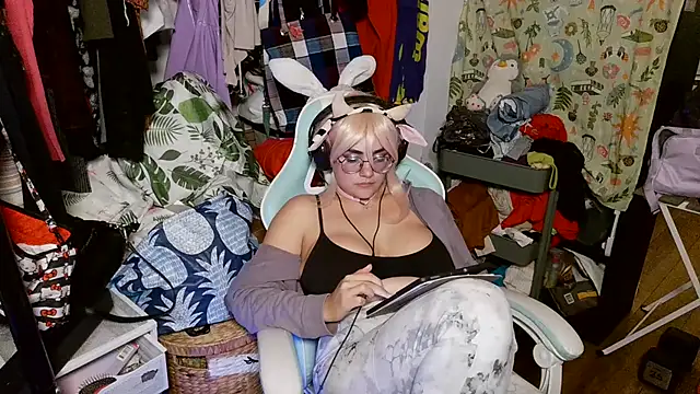 mochi rainbow online show from January 14, 2025, 4:57 am