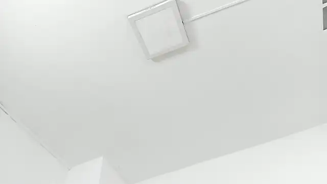 Juliabadlee online show from December 4, 2024, 3:15 am