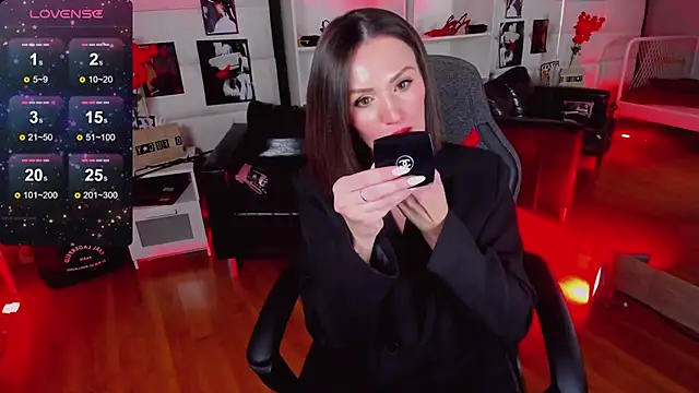 JacquiKim online show from February 14, 2025, 4:04 am