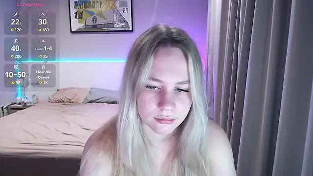 annabel8 online show from December 2, 2024, 8:33 pm