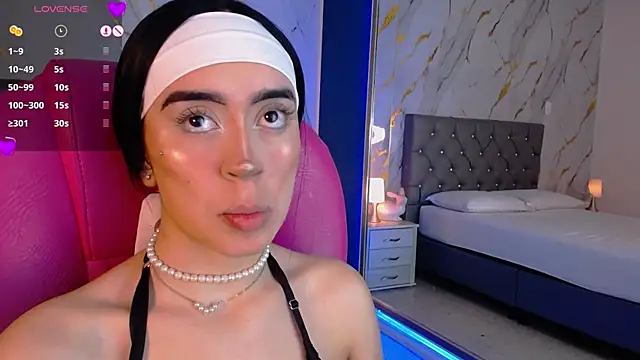 Julieta De Los Angeles online show from January 10, 2025, 6:31 am