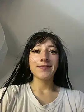 liaqueen610 online show from October 15, 2025, 4:29 pm