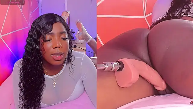 Snapshot of zoeethompson_cm chatting on October 23, 2025, 11:09 am zoeethompson cm online show from October 23, 2025, 11:09 am