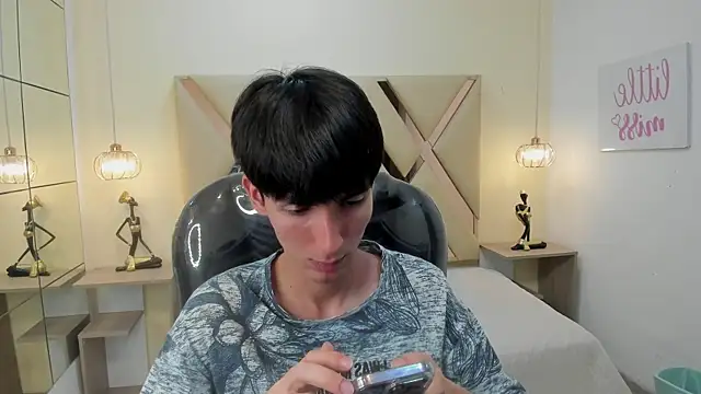 Jake evans online show from November 26, 2025, 4:52 pm