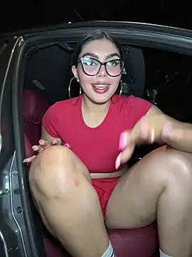 zui lu online show from September 26, 2025, 2:37 am