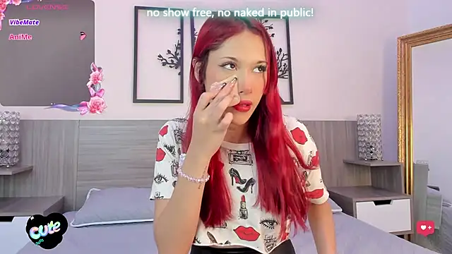 SkinnyFoxy online show from March 18, 2025, 9:21 pm