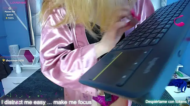 sophia ny online show from September 27, 2025, 1:49 pm