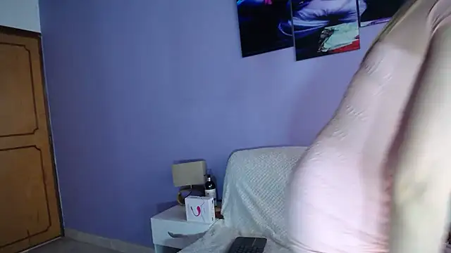 sophia ny online show from April 1, 2026, 1:41 pm