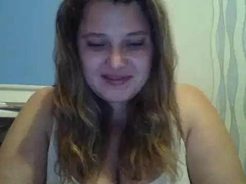 ParisMimi online show from November 4, 2025, 11:15 pm