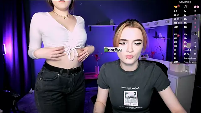 liana kisses online show from March 15, 2025, 7:59 pm