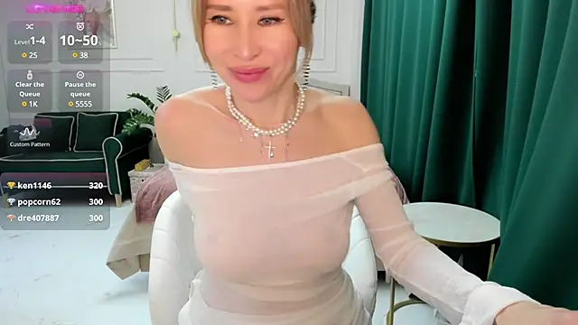 Jolie Ozolla online show from January 31, 2025, 12:18 pm