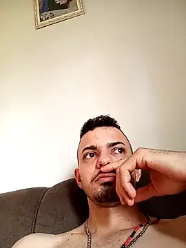 Snapshot of 047joaosc chatting on December 15, 2024, 8:58 pm 047joaosc online show from December 15, 2024, 8:58 pm