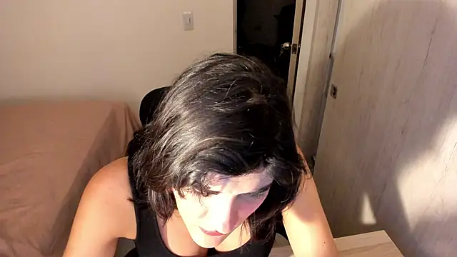 misstoya online show from May 22, 2026, 3:02 am