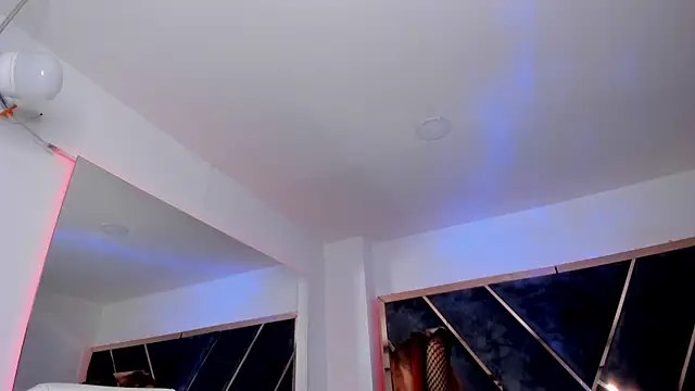 ChloeConnorr online show from January 7, 2025, 10:08 pm