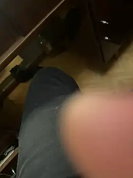 Snapshot of Ariel_Ari chatting on January 2, 2025, 10:16 am Ariel Ari online show from January 2, 2025, 10:16 am