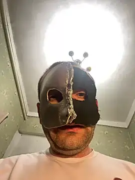 Snapshot of Ariel_Ari chatting on February 13, 2025, 3:39 am Ariel Ari online show from February 13, 2025, 3:39 am