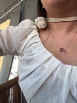 Efangfang online show from December 30, 2024, 8:43 am