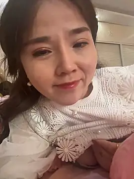 Efangfang online show from January 31, 2025, 6:13 am