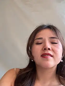 Efangfang online show from February 28, 2025, 9:36 am