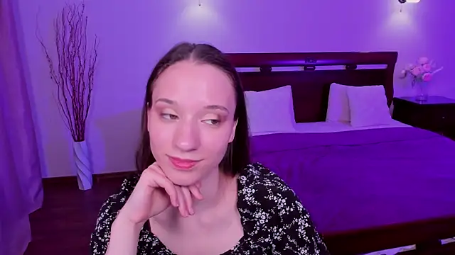 Snapshot of StaceySunny chatting on May 26, 2026, 7:43 pm StaceySunny online show from May 26, 2026, 7:43 pm