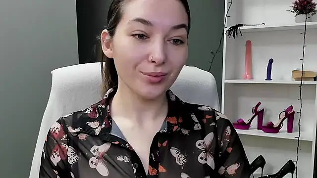 Snapshot of Meagn_Extasy chatting on January 19, 2026, 7:45 am Meagn Extasy online show from January 19, 2026, 7:45 am