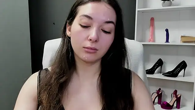 Snapshot of Meagn_Extasy chatting on February 5, 2026, 7:46 am Meagn Extasy online show from February 5, 2026, 7:46 am