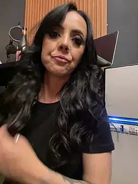 AndreaValencia online show from January 29, 2025, 8:56 pm