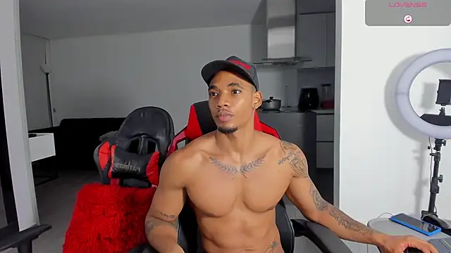 TROYWESLY- online show from May 30, 2026, 1:03 am