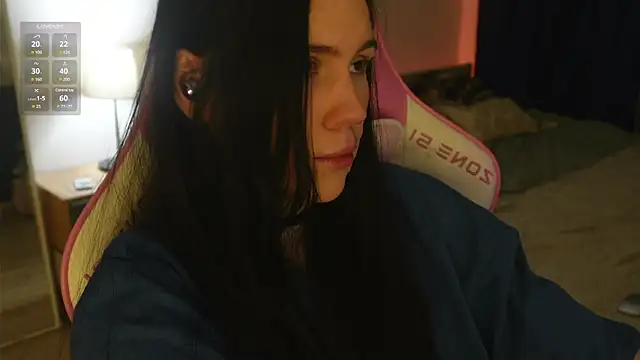 jennetdoll online show from February 17, 2025, 5:32 pm