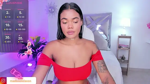 madisson davon online show from January 19, 2025, 2:38 pm