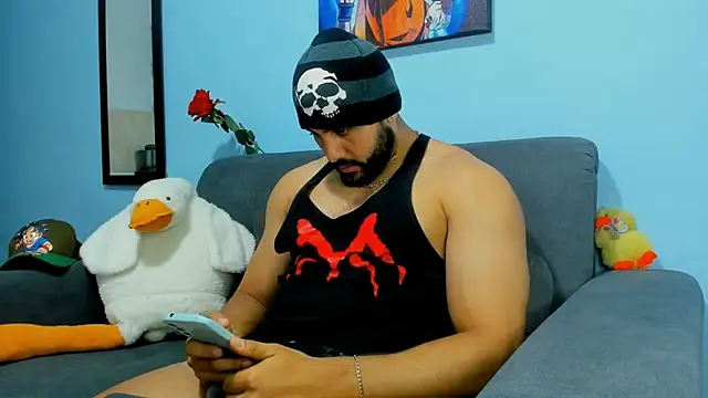 Snapshot of ETHAN_ROX chatting on January 24, 2025, 10:19 pm ETHAN ROX online show from January 24, 2025, 10:19 pm