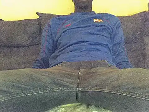 Delicious-D online show from March 18, 2025, 8:04 pm