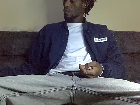 Delicious-D online show from November 9, 2025, 7:23 pm