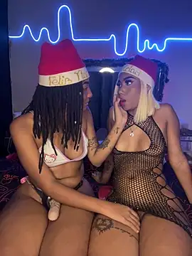 Snapshot of Lya-Kasandra chatting on December 8, 2024, 5:07 am Lya-Kasandra online show from December 8, 2024, 5:07 am