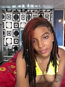 Snapshot of Lya-Kasandra chatting on March 16, 2025, 8:32 pm Lya-Kasandra online show from March 16, 2025, 8:32 pm