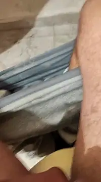 skrigul12 online show from January 1, 2025, 4:07 am