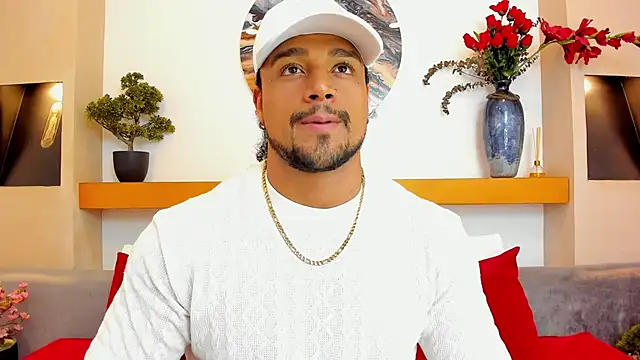 MikeEstevess online show from December 6, 2024, 5:31 am