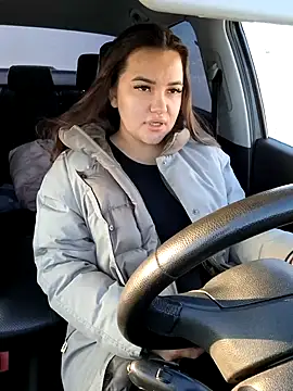 stacy stoone online show from February 7, 2025, 6:03 am