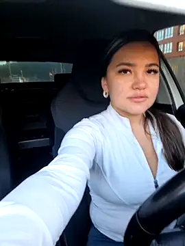 stacy stoone online show from September 17, 2025, 3:08 am