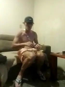 Snapshot of CrestedNotch chatting on February 6, 2026, 2:49 am CrestedNotch online show from February 6, 2026, 2:49 am