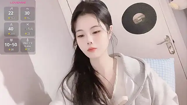 Qedgjwyz1 online show from February 9, 2025, 12:39 am