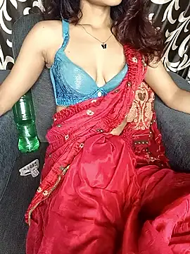 REVA DARLING online show from September 12, 2025, 2:55 am