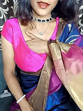 REVA DARLING online show from September 15, 2025, 4:45 am