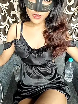 REVA DARLING online show from September 24, 2025, 1:25 pm