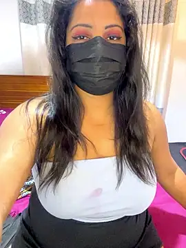 NOORA-GIRL online show from January 8, 2026, 10:34 pm